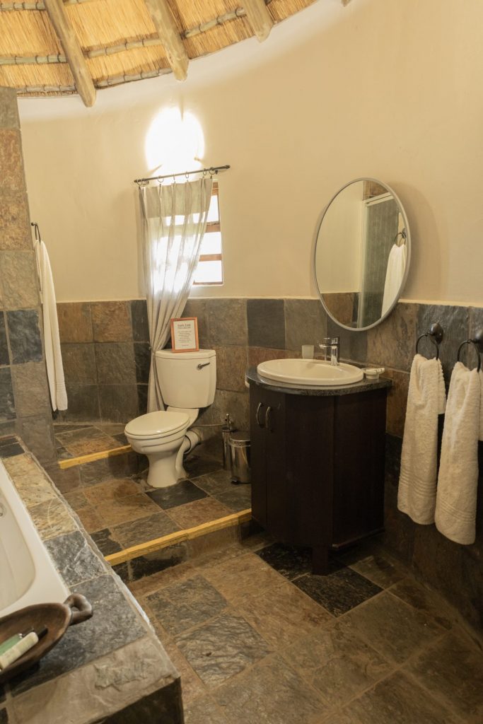 Africa-bathroom-1-1200x1800